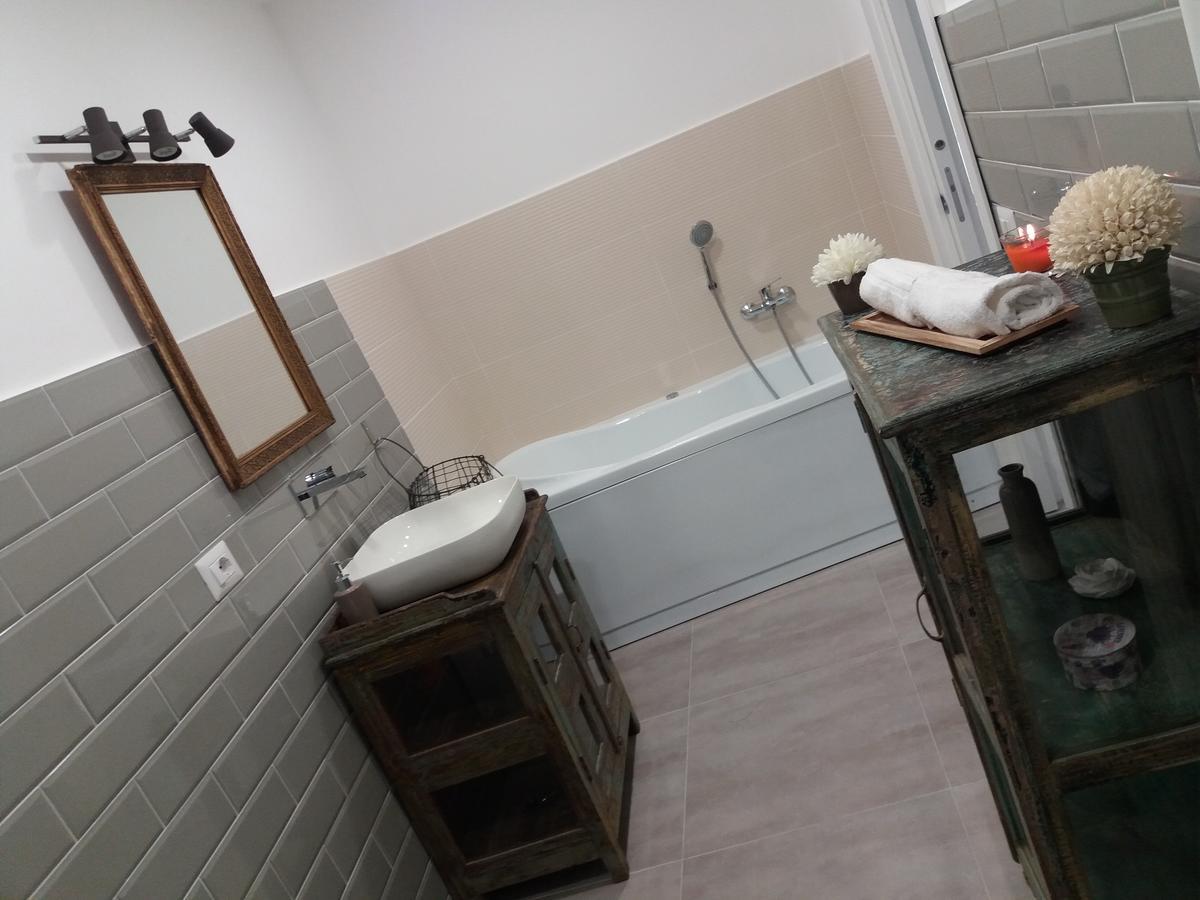Ad Hoc Bed & Breakfast Palermo